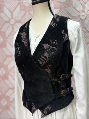 Leather Ranch Vest • Crane Print • Western Buckles Sz XSm/Sm